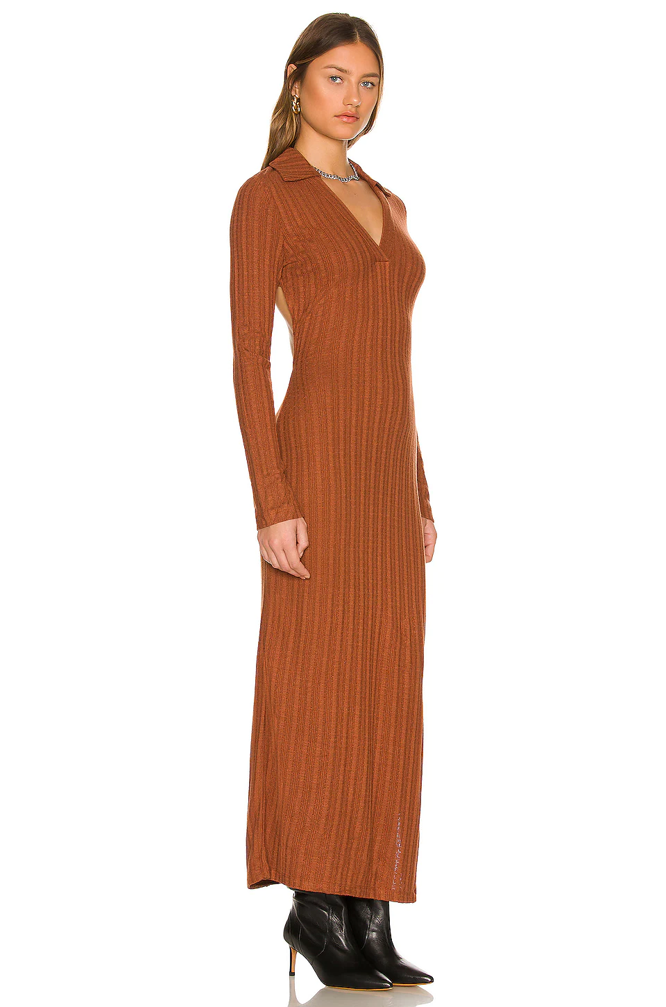 L'Academie Arina Dress In Brown 3 L'Academie Arina Dress In Brown - Image 3
