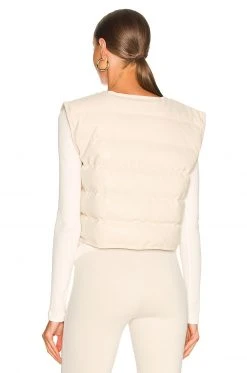 L'Academie The Dre Vest In Latte -L Academie Shop LCDE WO165 V3