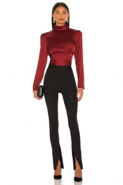 L'Academie The Suzanne Top In Burgundy -L Academie Shop LCDE WS772 V4